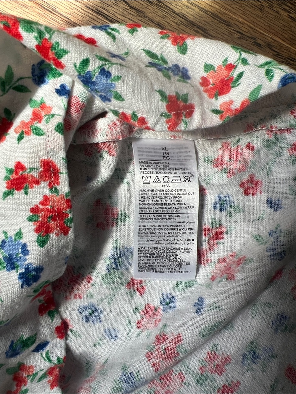 Old Navy White Floral Romper with Red & Blue Flowers - Picture 12 of 12